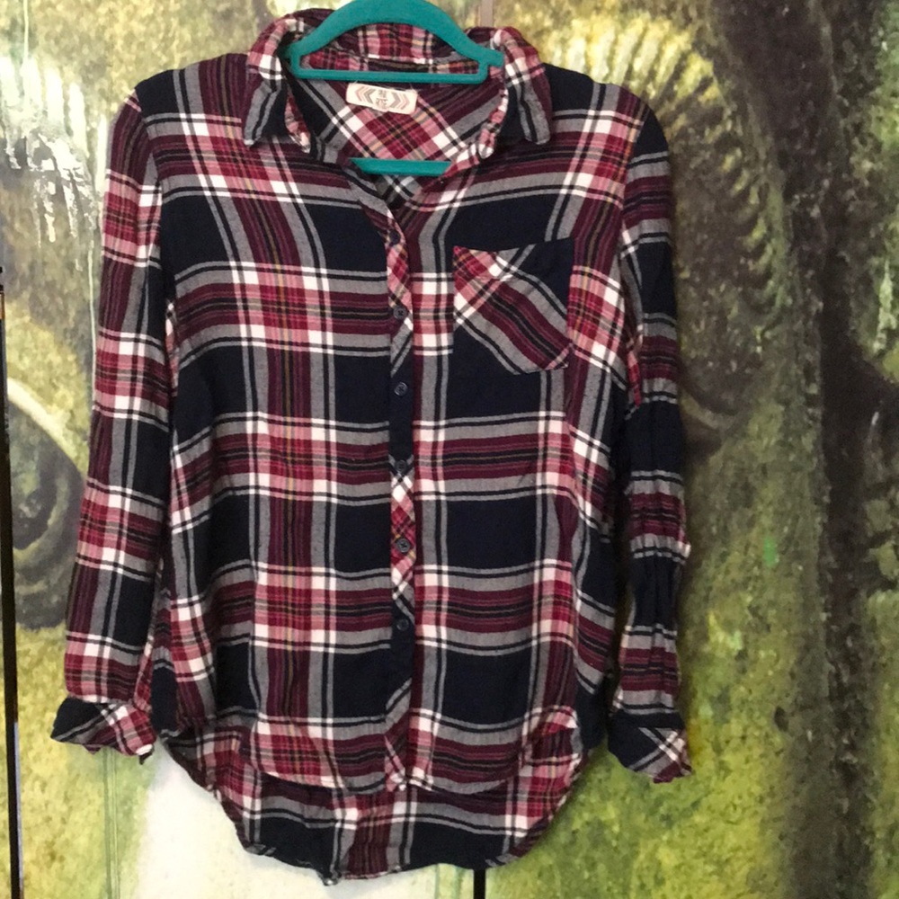 Comfy women’s Pink Rose  plaid button down